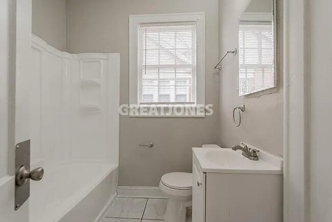 Photo - 1315 Lorick Ave