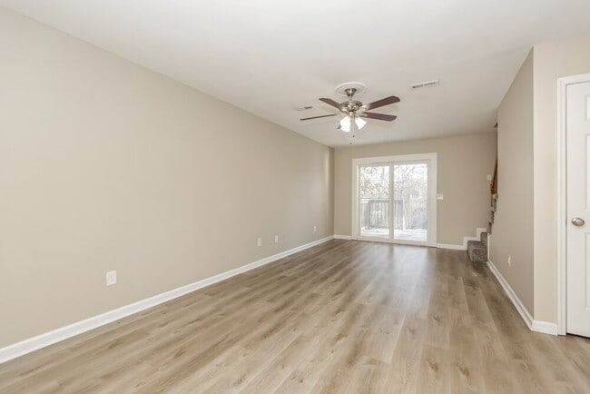 Photo - 141 Bill Stewart Blvd