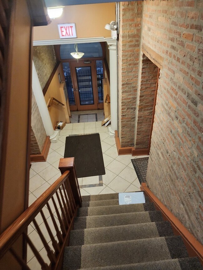 Photo - 4941 S Michigan Ave Unit 2N