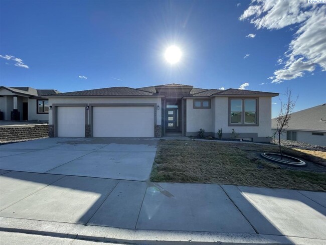 West Richland 6-18 mo lease available - West Richland 6-18 mo lease available Casa