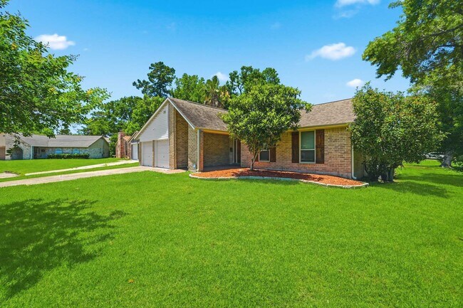 17511 Favor Bend Ct