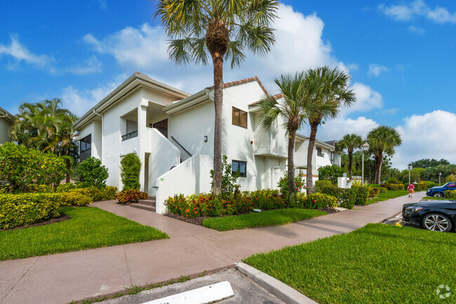 Building Photo - 15961 Loch Katrine Trail Unit 7104 Rental