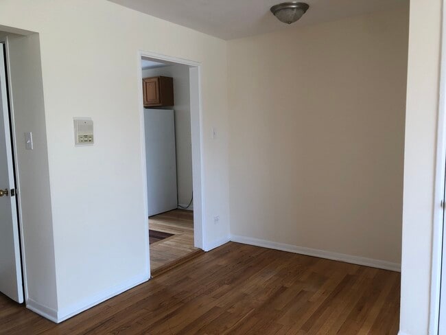 Photo - 6130 N Seeley Ave Unit 3S