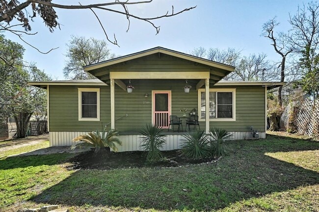 Photo - 2709 S 2nd St