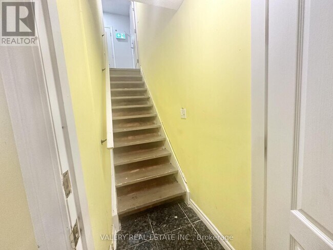 Photo - 9 Brambank Crescent