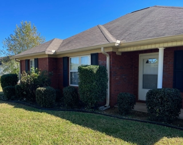 Photo - 323 Willow Oak Dr