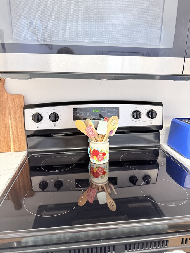 Photo - 387 Knox McRae Dr