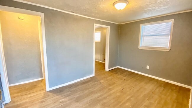 Photo - 2104 Upland Ave