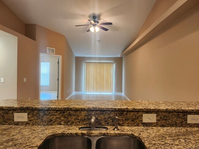 Photo - 606-608 Nicholas Pkwy W Unit 608 Nicholas Pkwy W