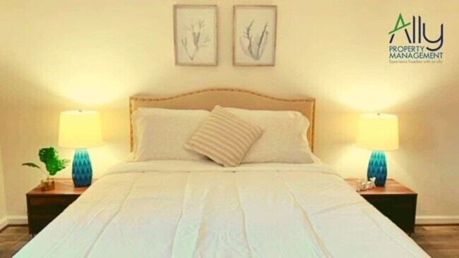 Photo - 137 Green Turtle Ln Unit 5