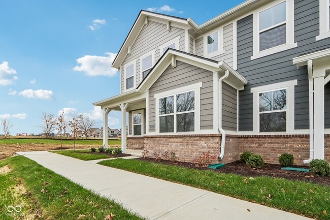 Photo - 1704 Trinity Ln