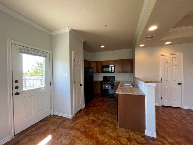 Photo - END UNIT Town home for rent