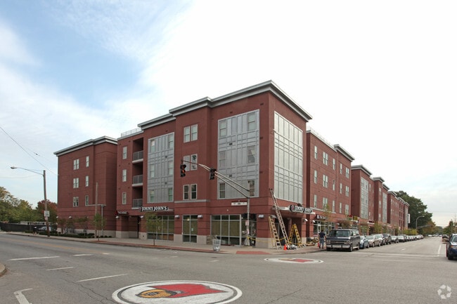 Photo - Cardinal Towne