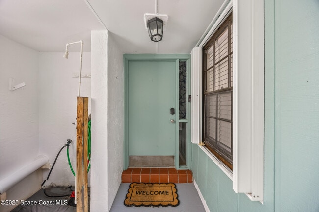 Photo - 194 Queens Ct