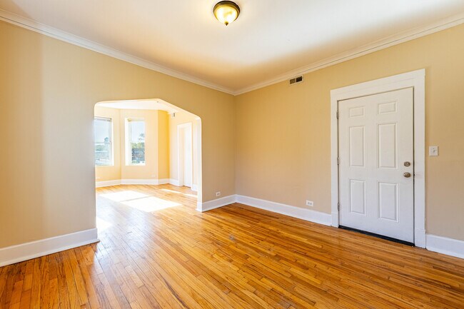 Photo - 1105 S Richmond St