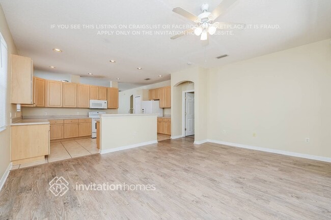 Photo - 3231 70th Ct E