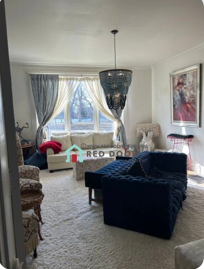 Photo - 400 6th Ave N