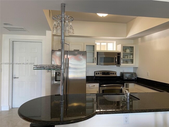 Building Photo - 7270 SW 88th St Unit B502 Rental