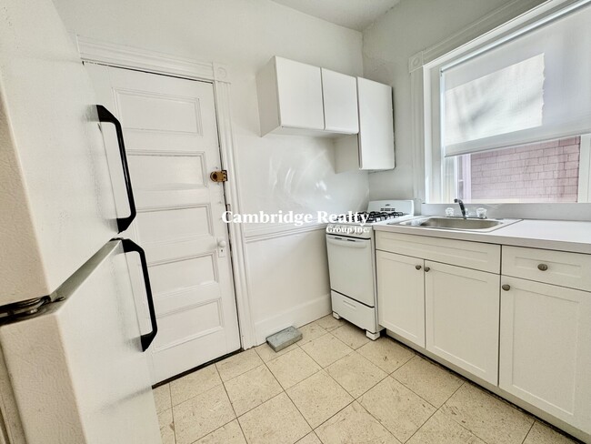 Photo - 146 Oxford St Apartments Unit 8T