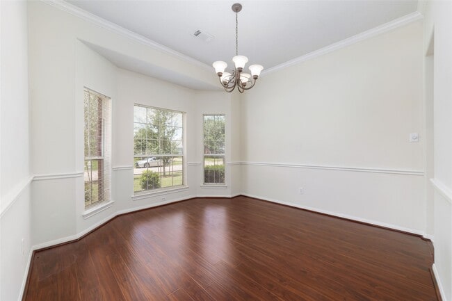 10603 White Bridge Ln