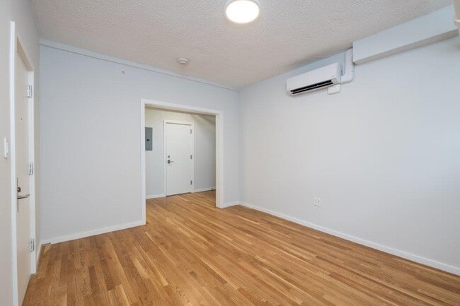 Photo - 19 Forest St Unidad B1