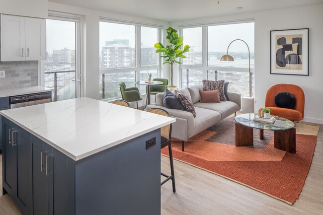 Claro at the Waterfront apartments — community photo