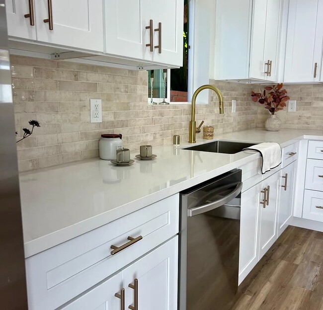 Photo - 9429 S 2nd Ave