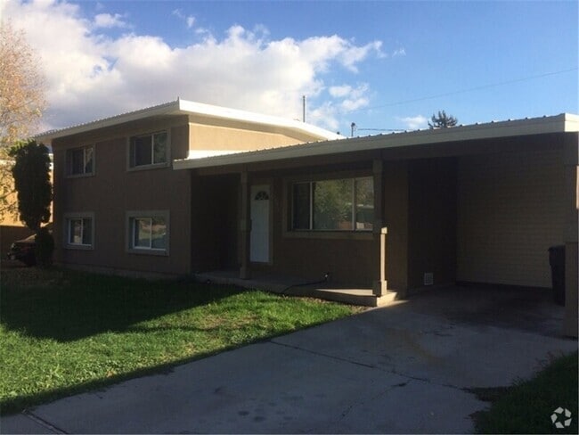 Building Photo - 1075 860 N Rental