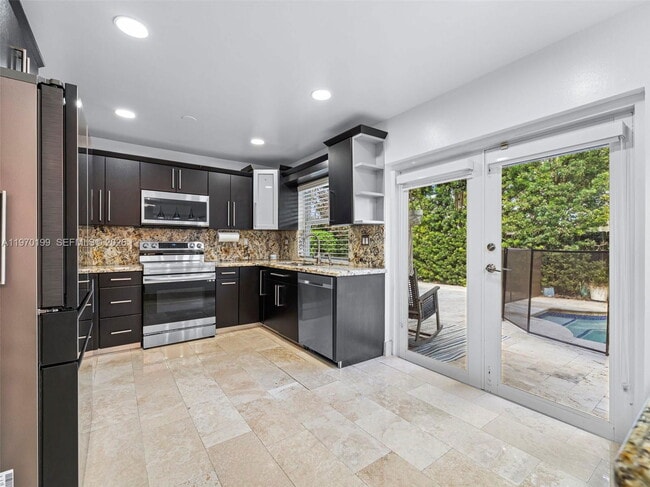 Photo - 10281 NW 32nd St