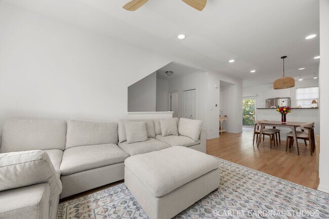 1419 S Fairfield Ave