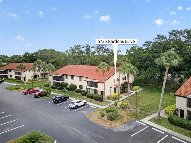 Photo - 5735 Gardens Dr Unidad 5735