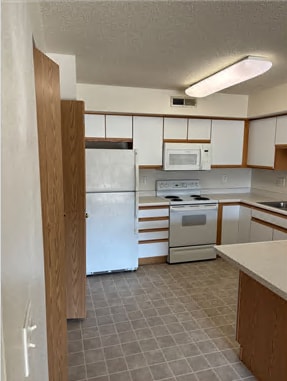 Photo - 2868 Coral Ct