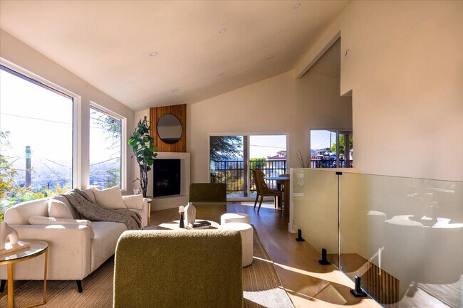 Photo - 1930 Kemper St