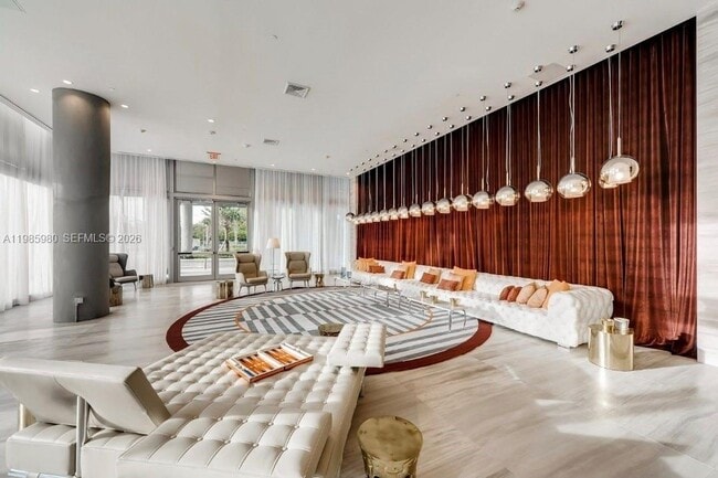 Photo - 2000 Metropica Wy Unit 2507