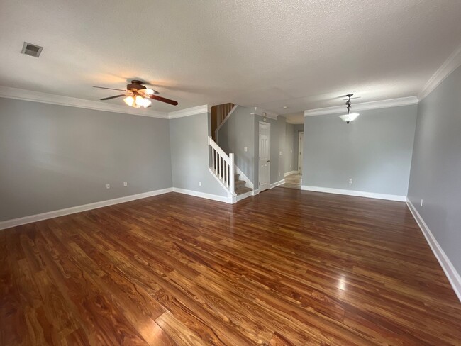 Photo - Pristine 2Br 2.5Ba in Persimmon Hill