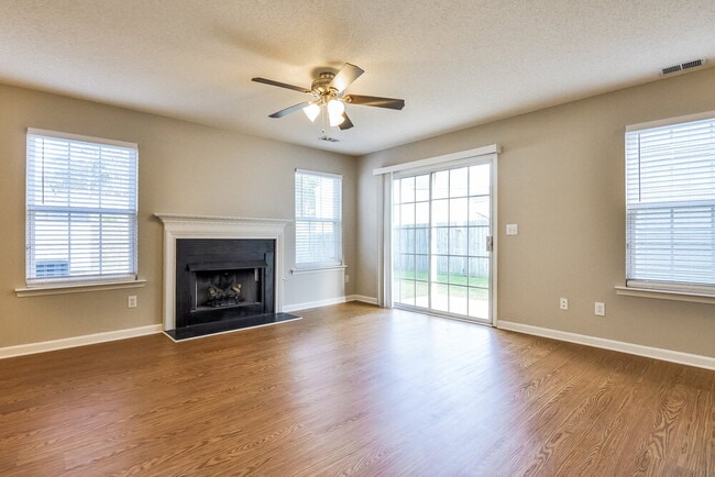 Photo - 6029 Silkwater Ct