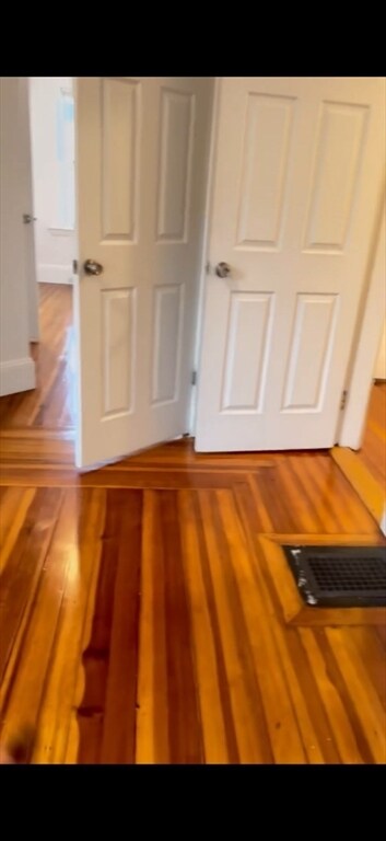 130 Armandine St Unit 1