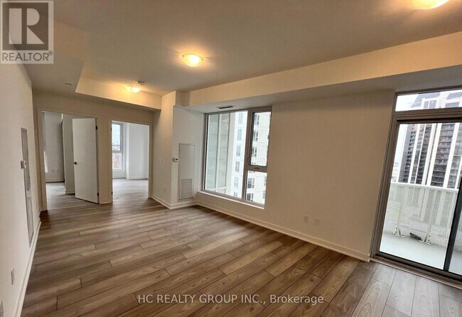 Photo - 498 Caldari Rd Unité 1030