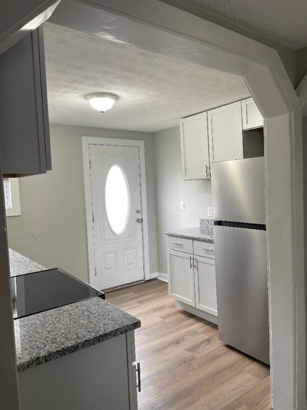 Photo - 90 E 8th Ave Unidad 3