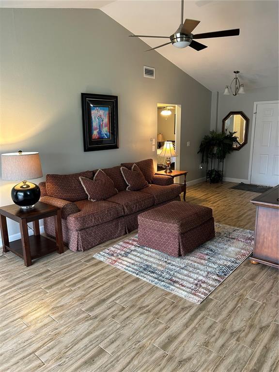 13236 Molitor Ct