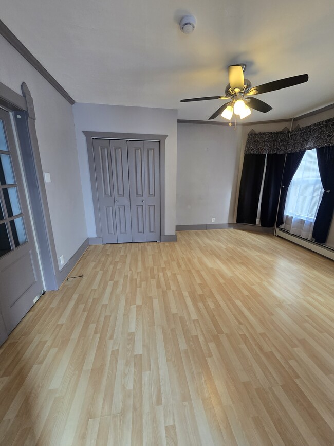 Master Bedroom - 154 Oak St Unit 1st Floor