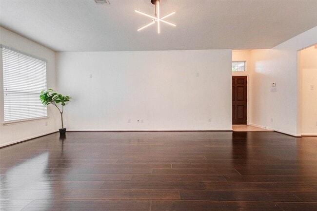 Photo - 7434 Jacobs Well Dr