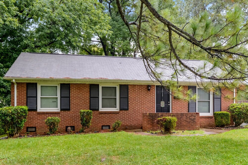 Photo - 3515 Archer Ave