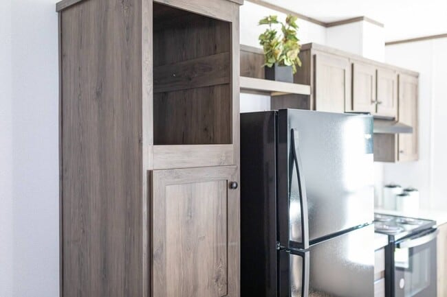 Photo - 575 Payne Creek Est