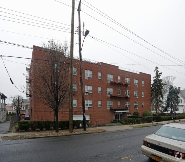 Photo - 240 E Prospect Ave