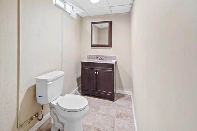 Photo - 15726 Poplar St