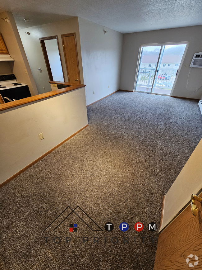 Building Photo - ** FALL MOVE IN SPECIAL **
2 Bedroom | 1 B... Unit 29 Rental