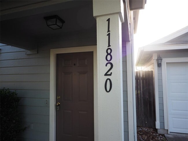 Building Photo - 11820 Lima Dr Rental