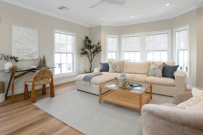 Photo - 440 Heights Rd Condo Unit 201