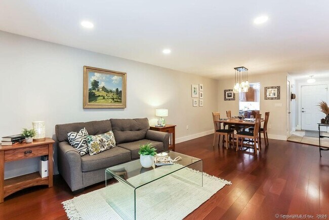 Photo - 409 Cedar Hollow Dr Unit 409